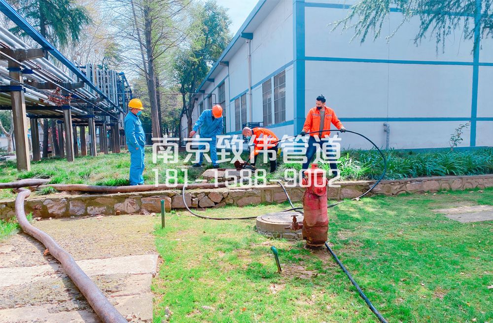 360洲岛家园石化工厂管道清洗